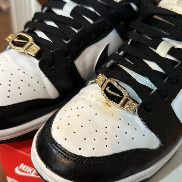 ❤️Nike Dunk Retro SE❤️ - Picture 4 of 8